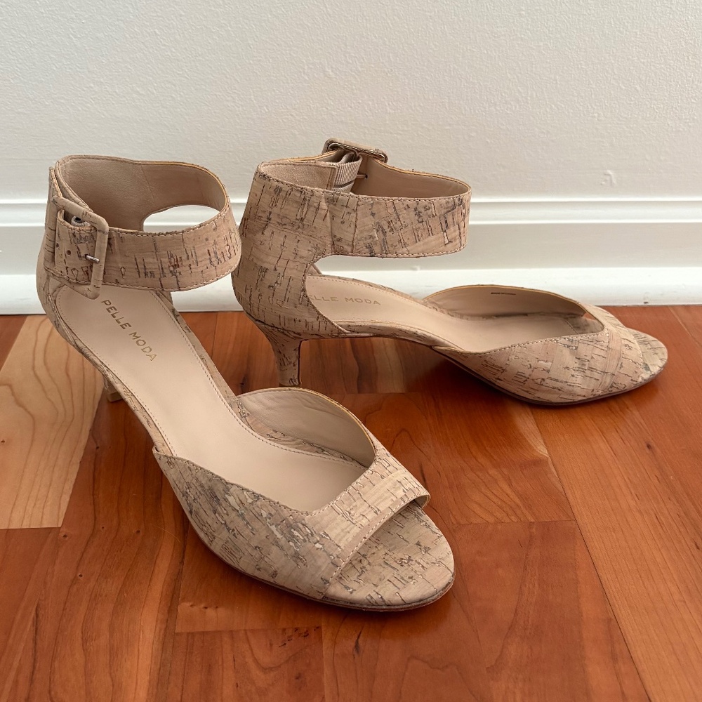 Pelle Moda Cork Ankle Strap Kitten Heel Size 10
